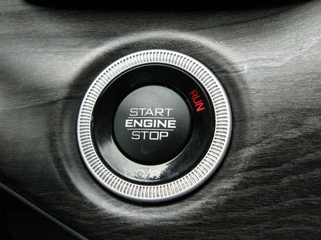2023 Jeep Grand Cherokee Limited — photo