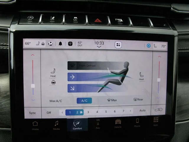 2023 Jeep Grand Cherokee Limited — photo