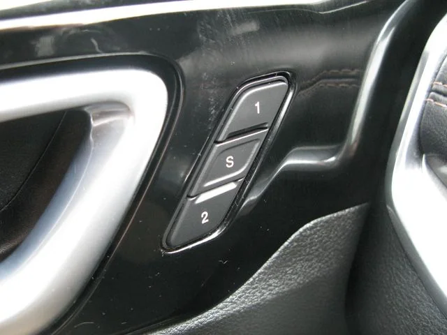 2022 Jeep Compass (Red) Edition — photo