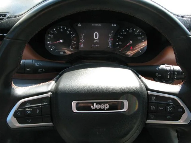 2022 Jeep Compass Limited — photo