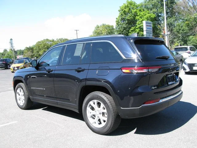 2023 Jeep Grand Cherokee Limited — photo