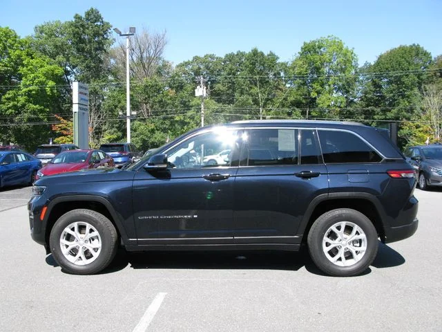 2023 Jeep Grand Cherokee Limited — photo