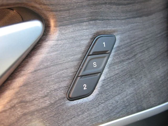 2023 Jeep Grand Cherokee Limited — photo