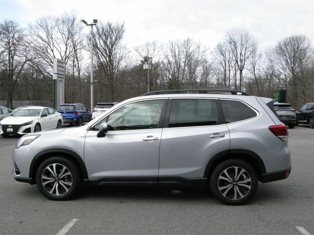 2022 Subaru Forester Limited — photo