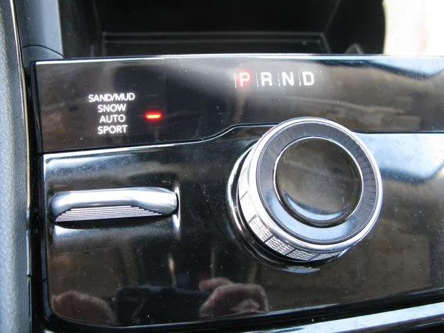 2023 Jeep Grand Cherokee Limited — photo