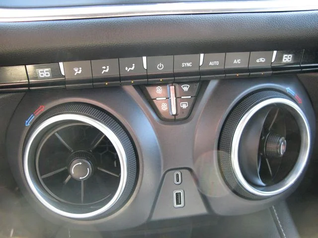 2023 Chevrolet Blazer LT — photo