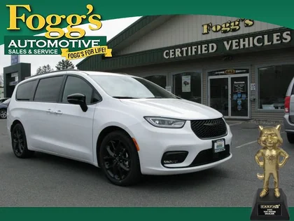 2025 Chrysler Pacifica for sale at Fogg's Automotive in Schenectady, NY