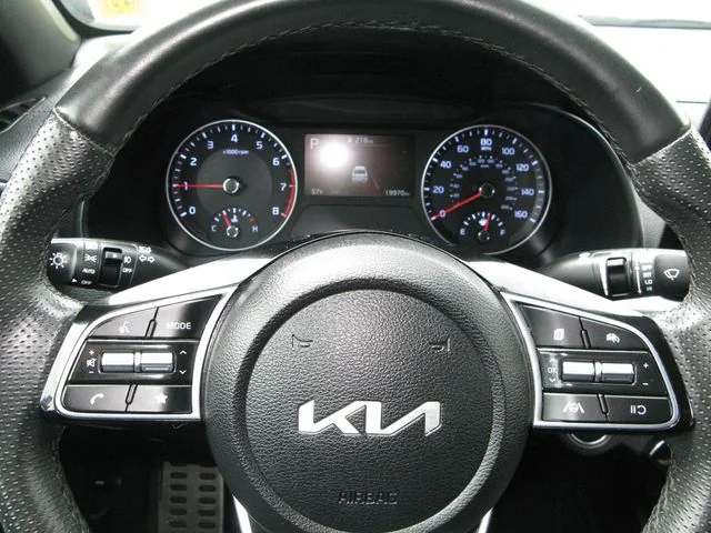 2023 Kia Forte GT-Line — photo