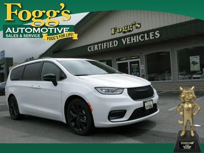 2025 Chrysler Pacifica for sale at Fogg's Automotive in Schenectady, NY