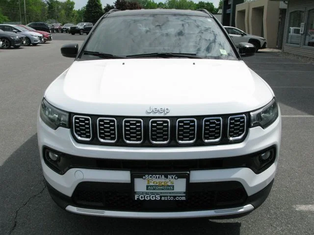 2025 Jeep Compass Limited — photo