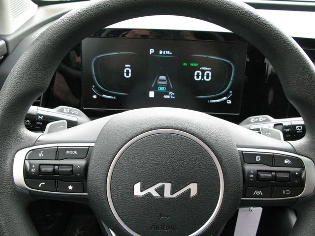 2023 Kia Sportage Hybrid LX — photo