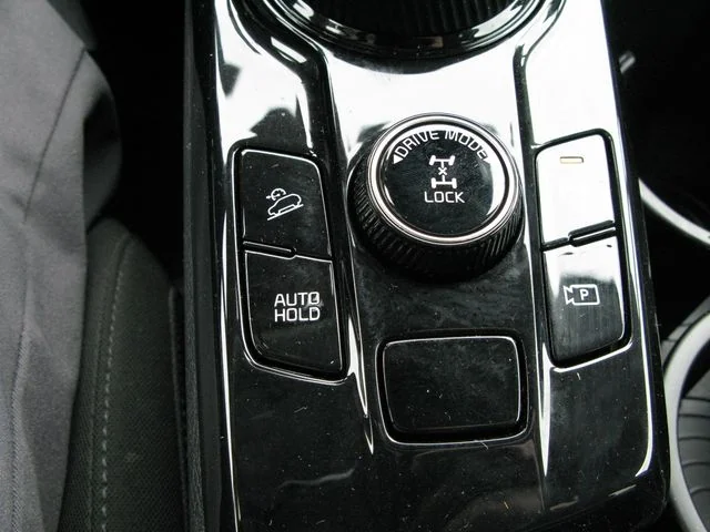2023 Kia Sportage Hybrid LX — photo