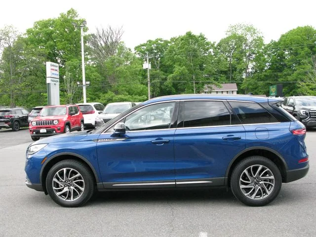 2021 Lincoln Corsair Standard — photo