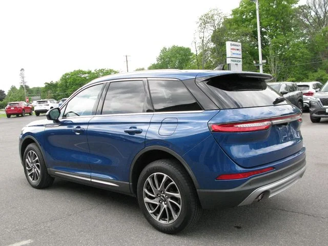 2021 Lincoln Corsair Standard — photo