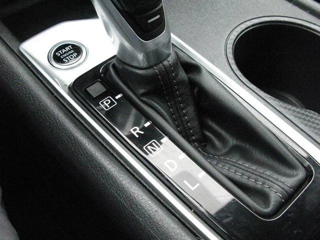 2025 Nissan Altima 2.5 SV — photo
