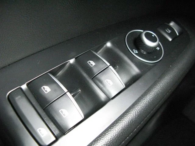 2023 Alfa Romeo Stelvio Veloce — photo