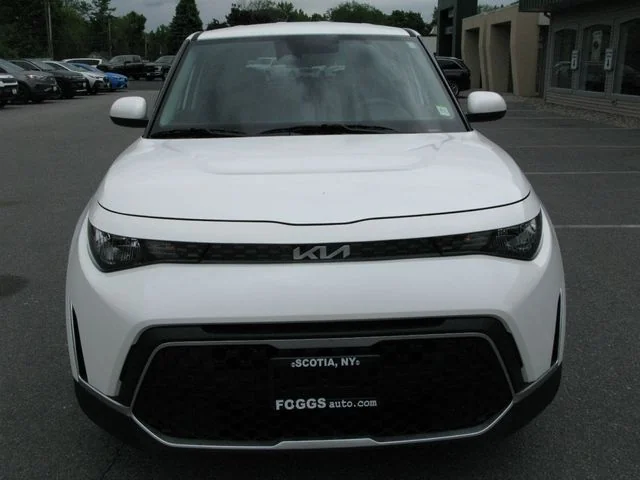 2025 Kia Soul LX — photo