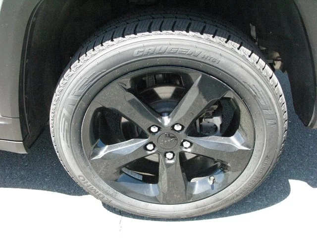 2023 Jeep Grand Cherokee Altitude X — photo