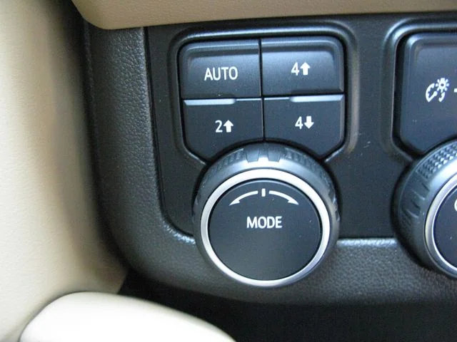 2022 Chevrolet Tahoe Premier — photo