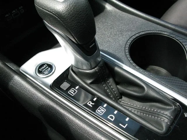2025 Nissan Altima 2.5 SV — photo
