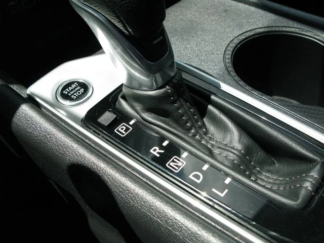2025 Nissan Altima 2.5 SV — photo