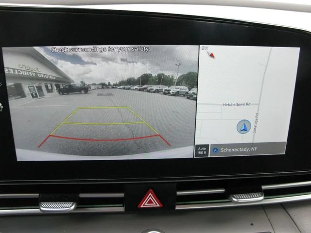 2024 Hyundai ELANTRA SEL — photo