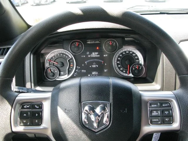 2022 Ram 1500 Classic Warlock — photo