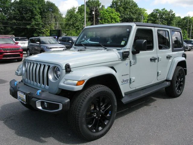 2023 Jeep Wrangler Sahara 4xe — photo