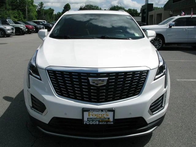 2021 Cadillac XT5 Premium Luxury — photo