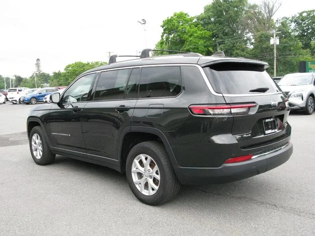 2023 Jeep Grand Cherokee L Limited — photo