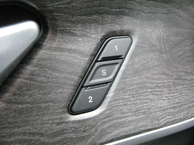 2023 Jeep Grand Cherokee L Limited — photo