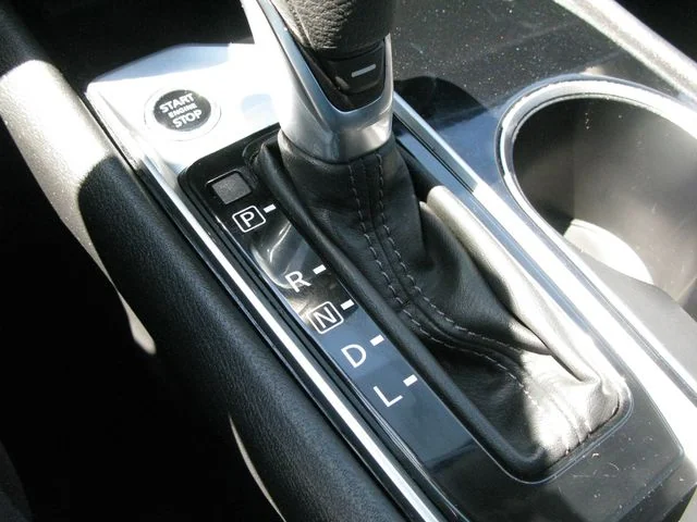 2024 Nissan Altima 2.5 SV — photo