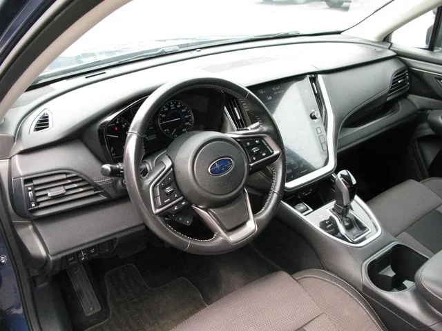 2022 Subaru Outback Premium — photo