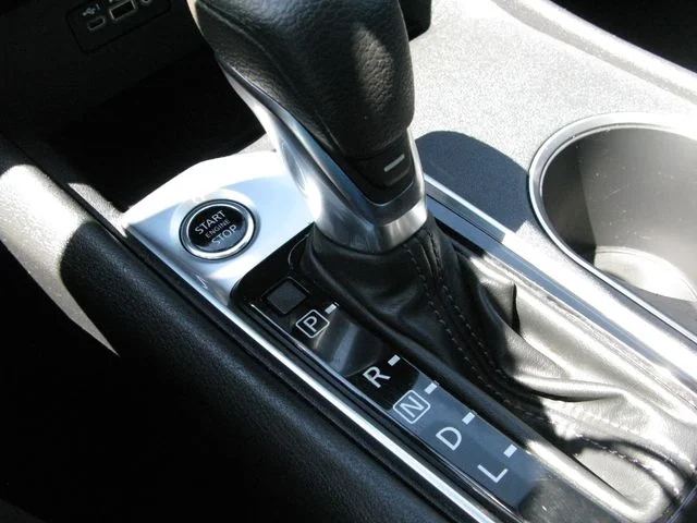 2022 Nissan Altima 2.5 SV — photo