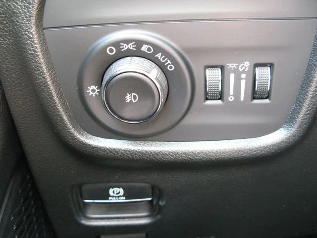 2023 Jeep Grand Cherokee Limited — photo