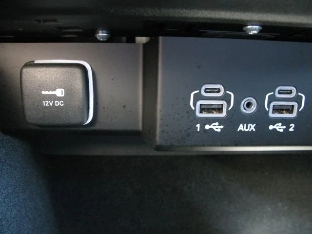2023 Jeep Wagoneer Base — photo