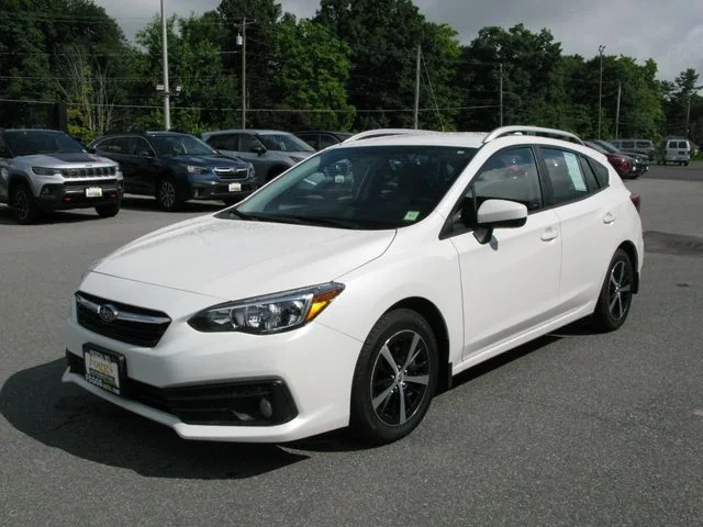 2023 Subaru Impreza Premium — photo