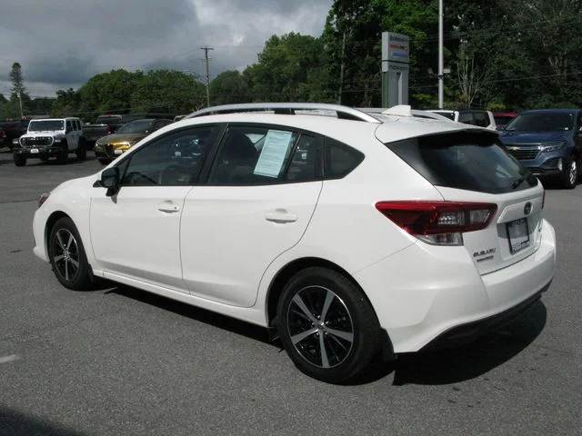 2023 Subaru Impreza Premium — photo