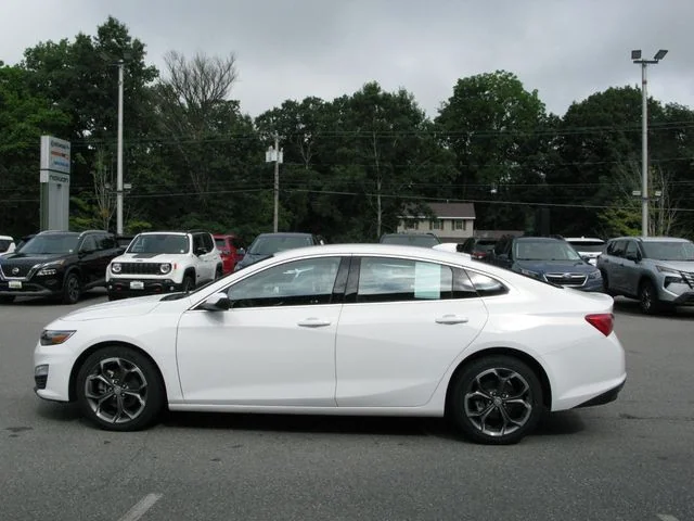 2024 Chevrolet Malibu LT — photo