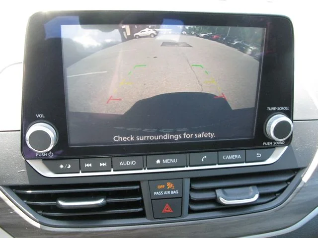 2025 Nissan Altima 2.5 SV — photo