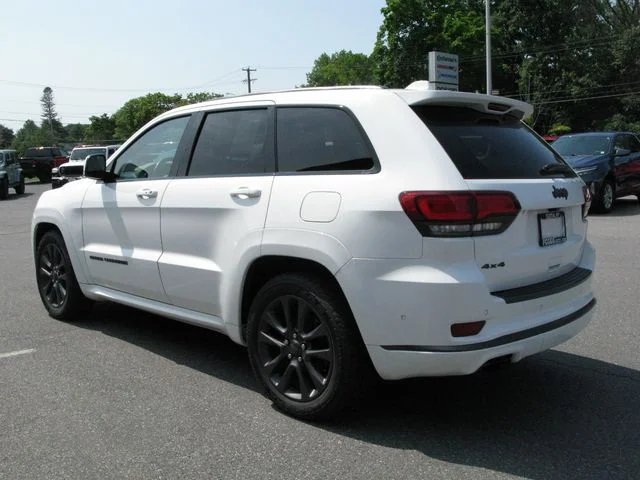 2019 Jeep Grand Cherokee High Altitude — photo