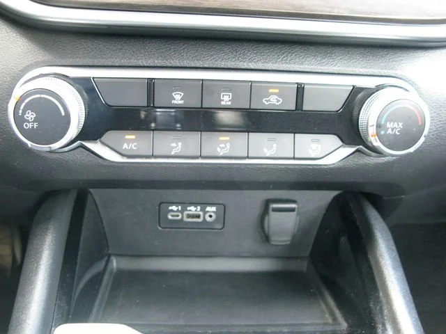 2024 Nissan Altima 2.5 SV — photo