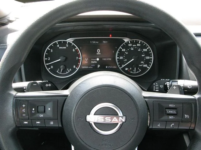 2023 Nissan Rogue S — photo