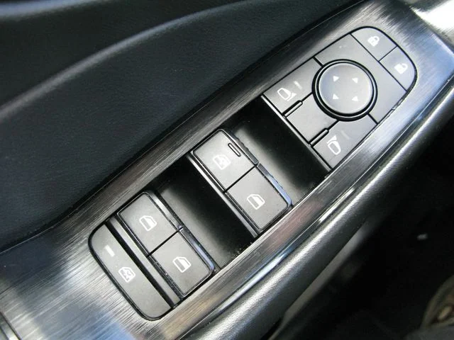 2024 Nissan Rogue S — photo