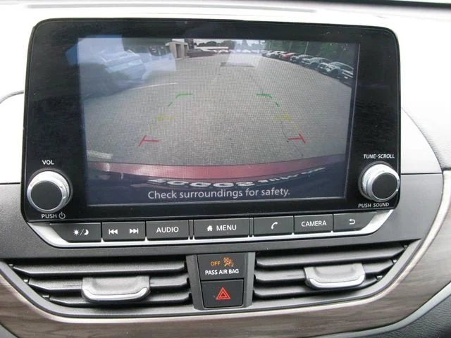 2024 Nissan Altima 2.5 SV — photo