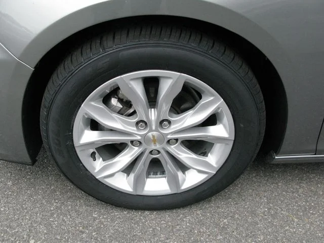 2024 Chevrolet Malibu LT — photo