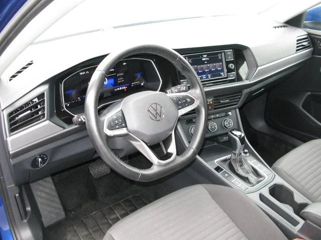 2024 Volkswagen Jetta S — photo