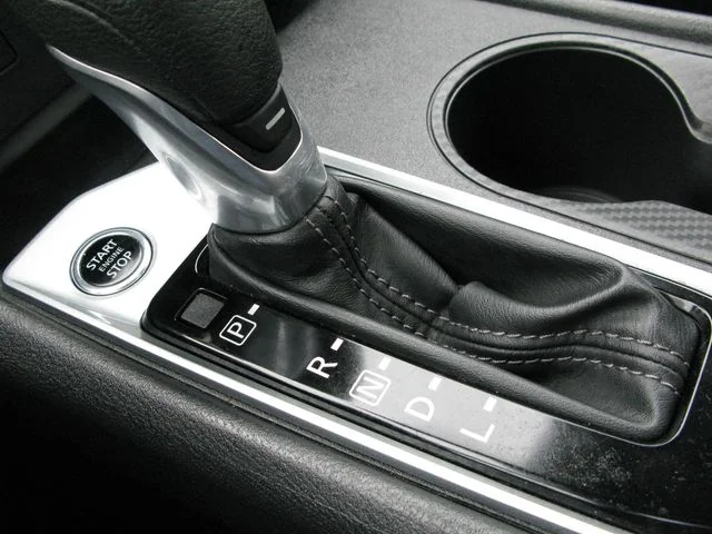 2025 Nissan Altima 2.5 SV — photo