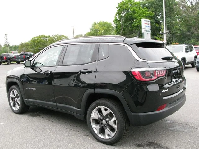 2018 Jeep Compass Limited — photo