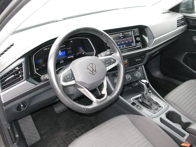 2024 Volkswagen Jetta S — photo